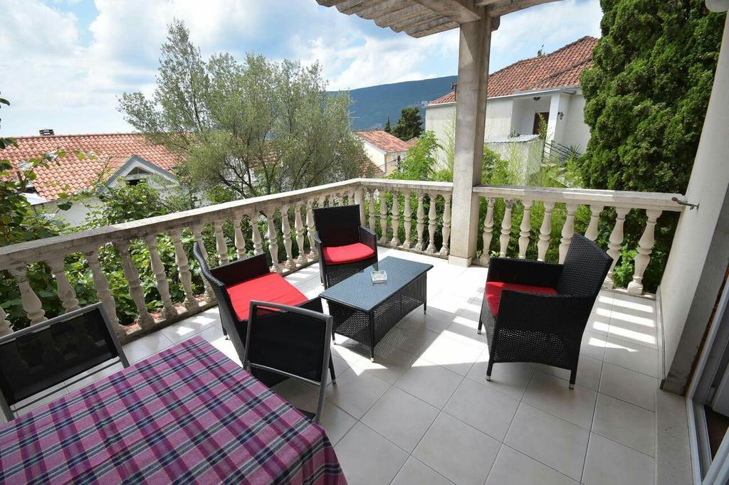 Apartmani Stefanovic Херцег-Нови Экстерьер фото