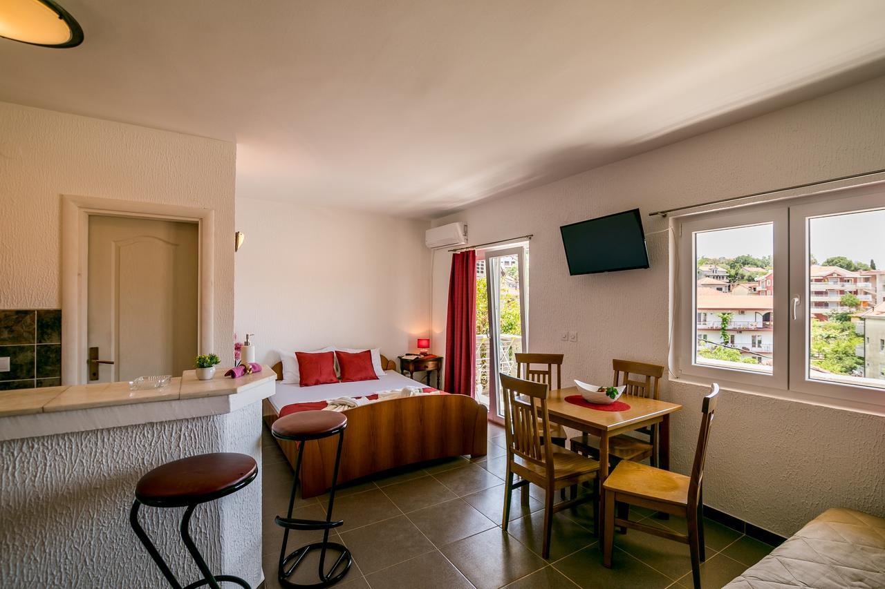 Apartmani Stefanovic Херцег-Нови Экстерьер фото